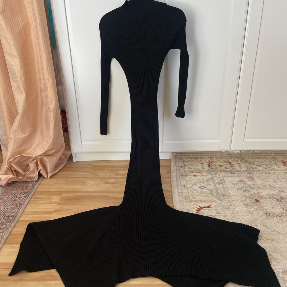 Hera Collection Black Long Sleeve Maxi Dress
